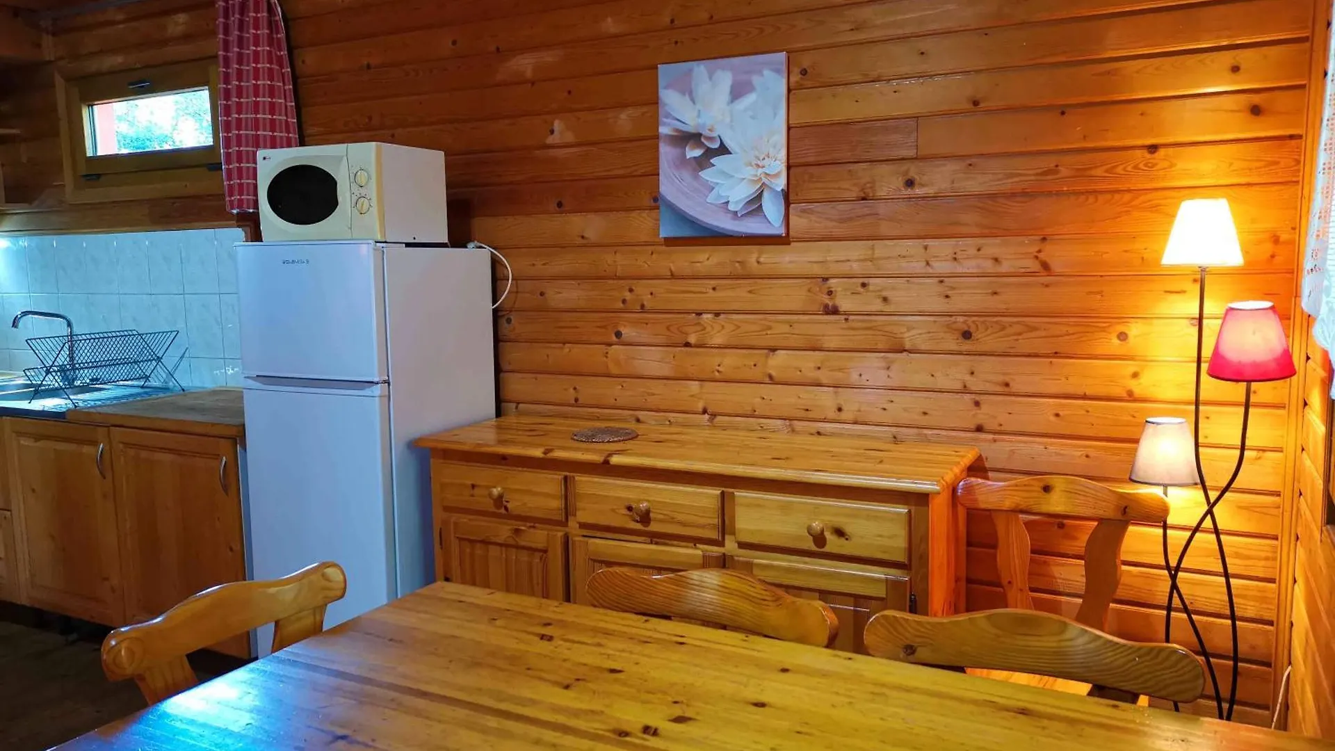 Chalet Orange - Piscine Partagee Darbres ゲストハウス