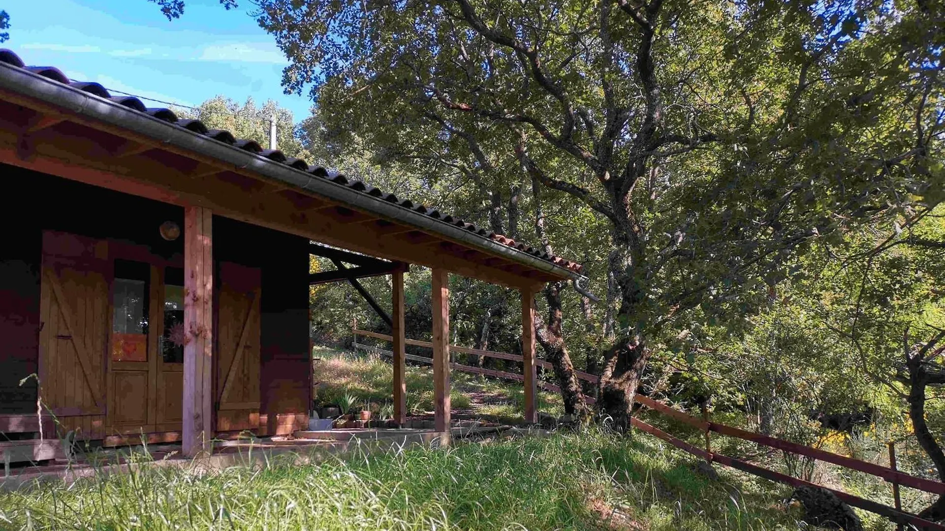 Chalet Orange - Piscine Partagee Darbres ゲストハウス
